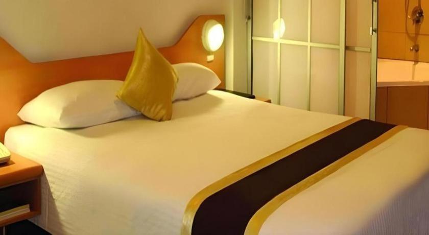 Peninsula International Hotel 수바 외부 사진